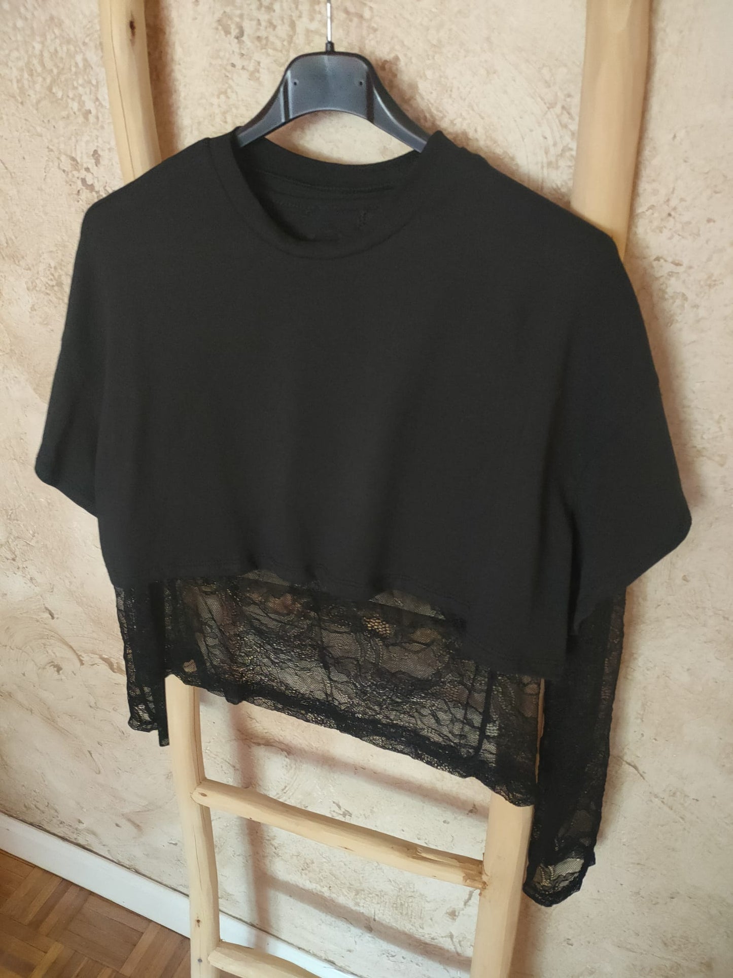 Camiseta BELICE negra