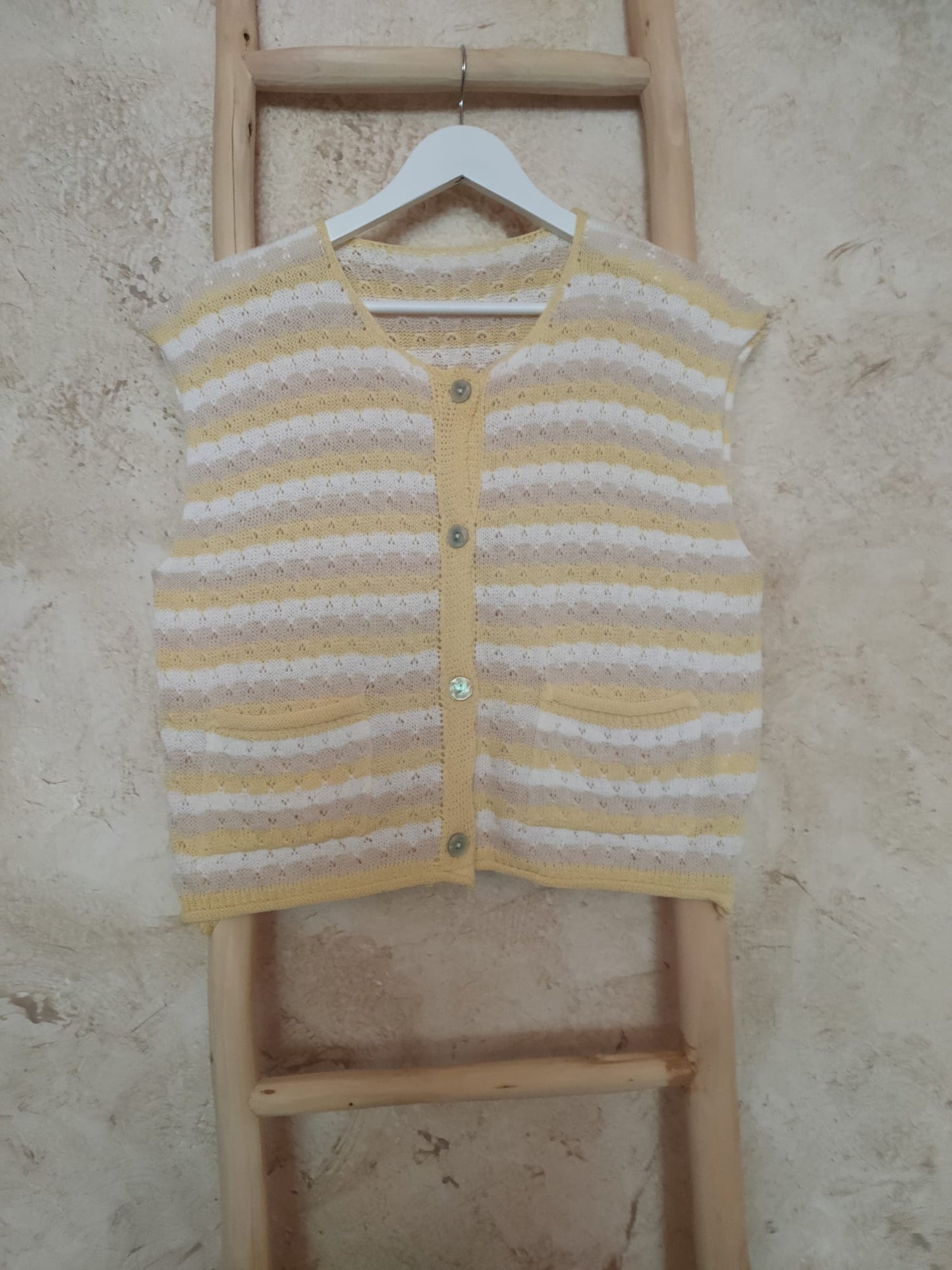 Top-chaleco CARLA amarillo/beige