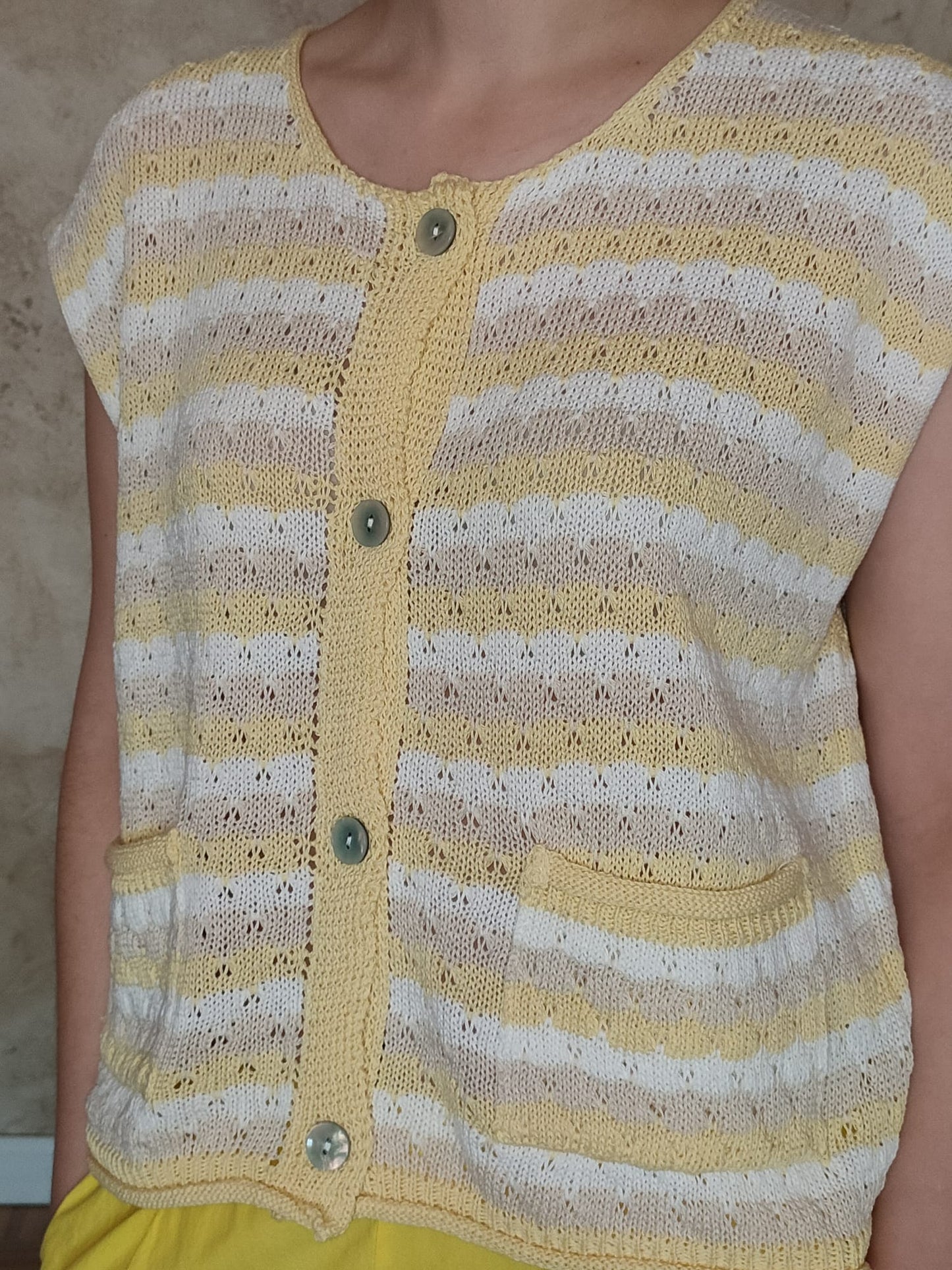 Top-chaleco CARLA amarillo/beige
